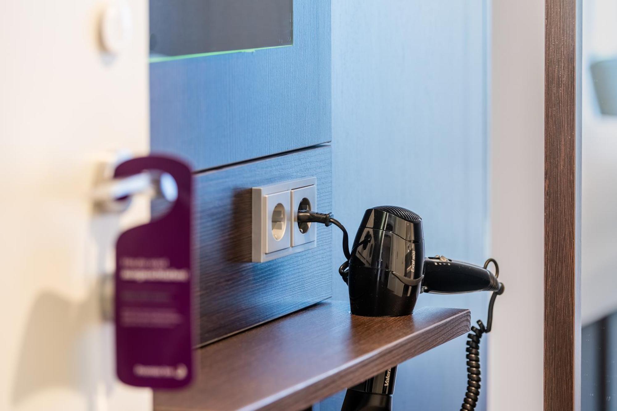 Premier Inn Nuernberg City Nordost Exterior foto